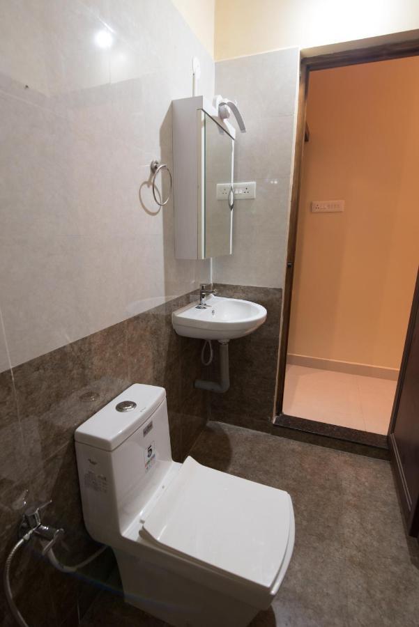 Hotel Saffron Vilva Pondicherry Esterno foto