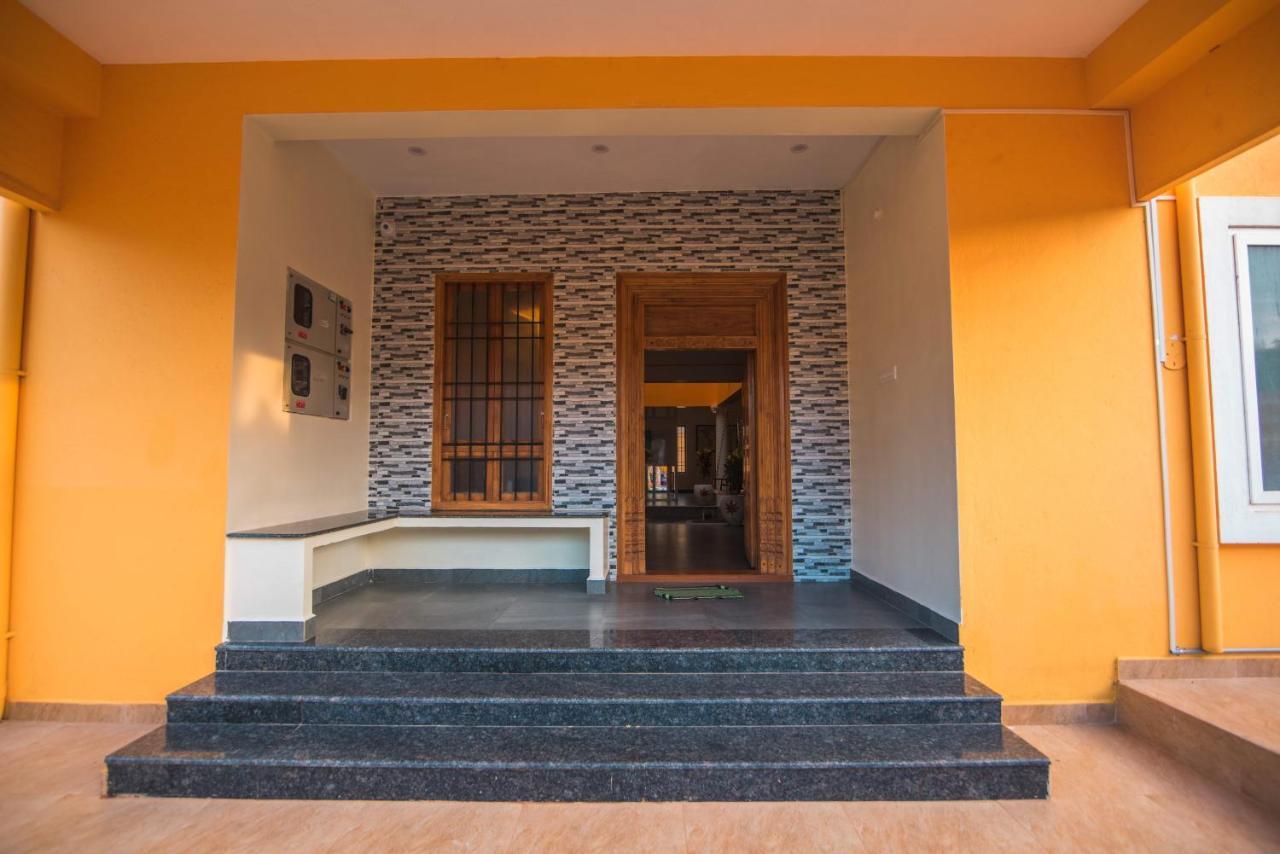 Hotel Saffron Vilva Pondicherry Esterno foto