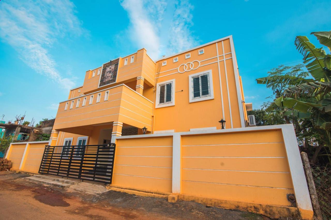 Hotel Saffron Vilva Pondicherry Esterno foto