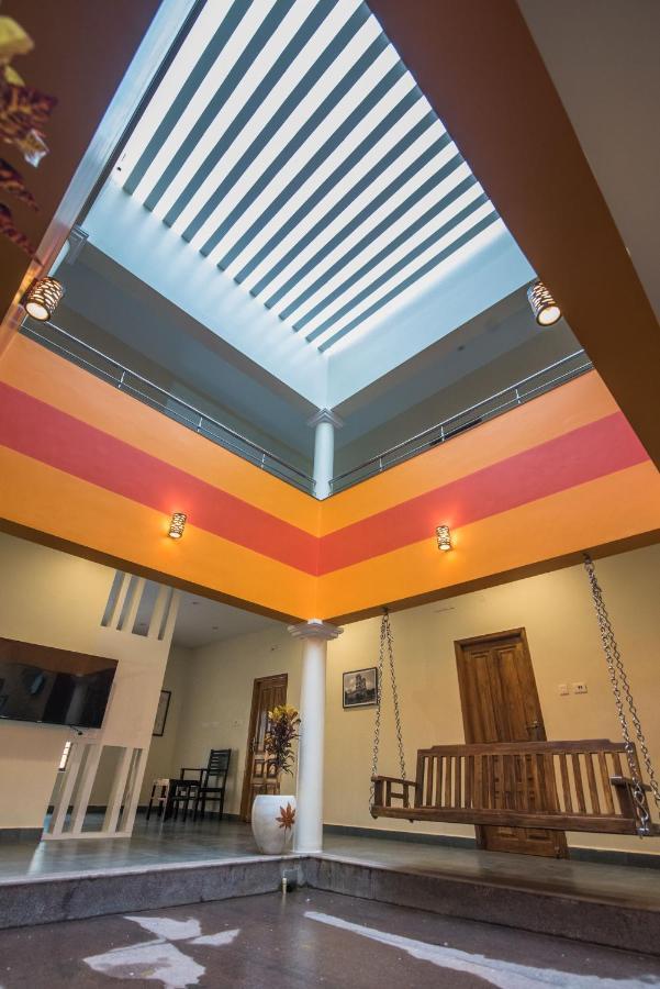 Hotel Saffron Vilva Pondicherry Esterno foto