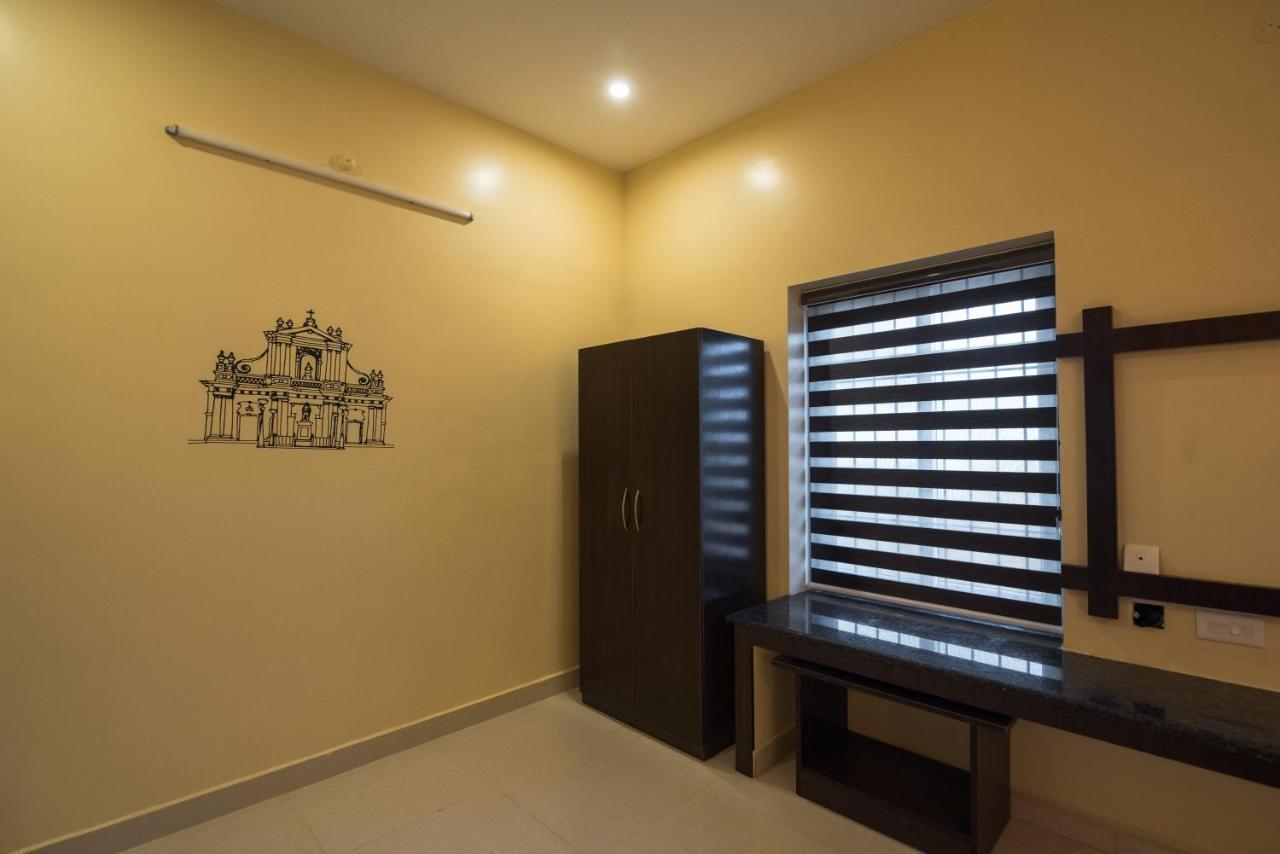 Hotel Saffron Vilva Pondicherry Esterno foto