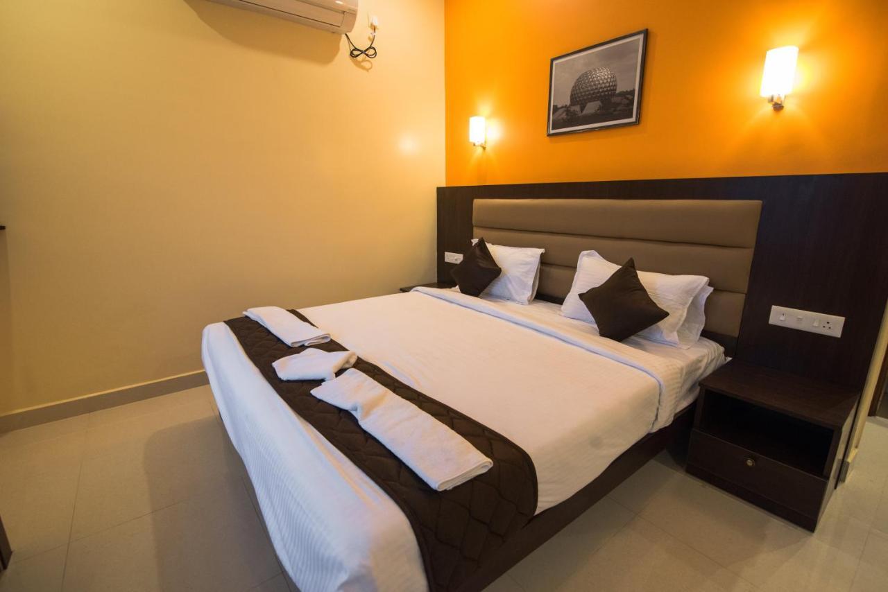 Hotel Saffron Vilva Pondicherry Esterno foto