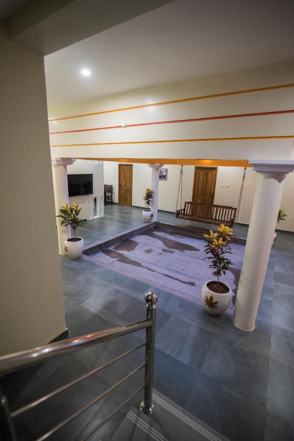 Hotel Saffron Vilva Pondicherry Esterno foto