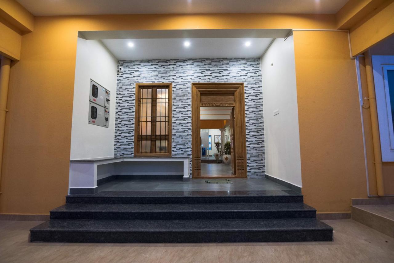 Hotel Saffron Vilva Pondicherry Esterno foto
