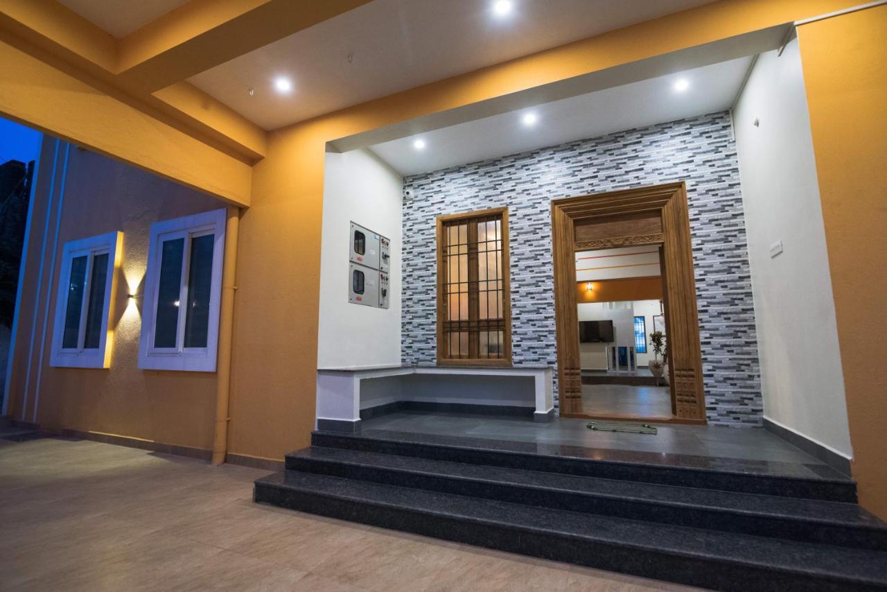 Hotel Saffron Vilva Pondicherry Esterno foto