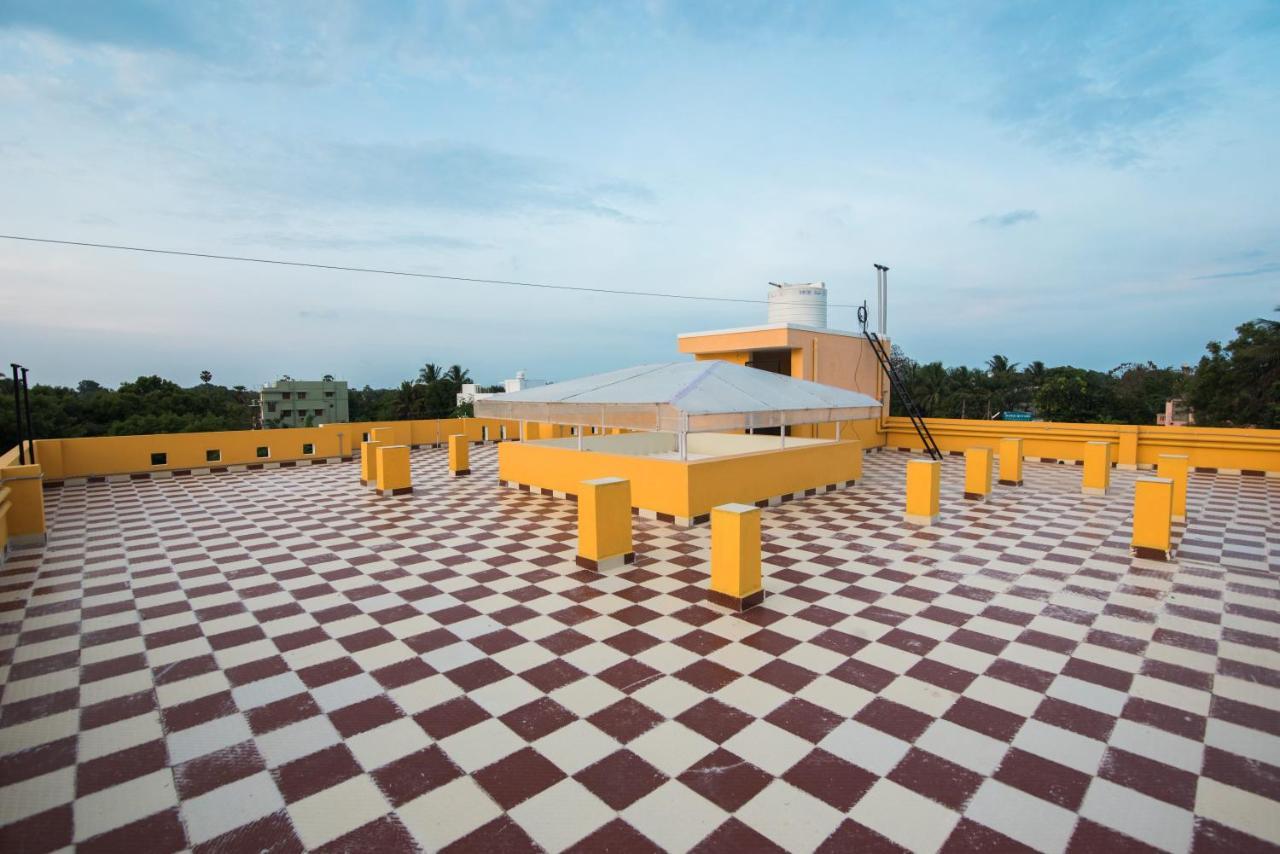 Hotel Saffron Vilva Pondicherry Esterno foto
