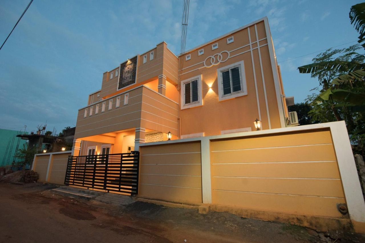 Hotel Saffron Vilva Pondicherry Esterno foto