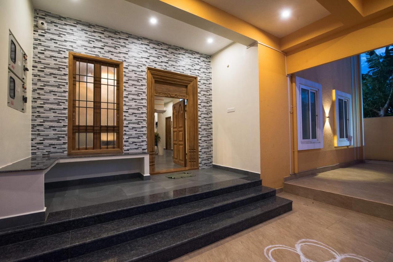 Hotel Saffron Vilva Pondicherry Esterno foto